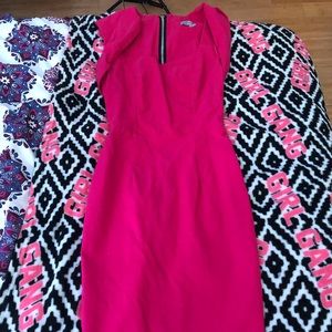 Diva pink zipper up dress